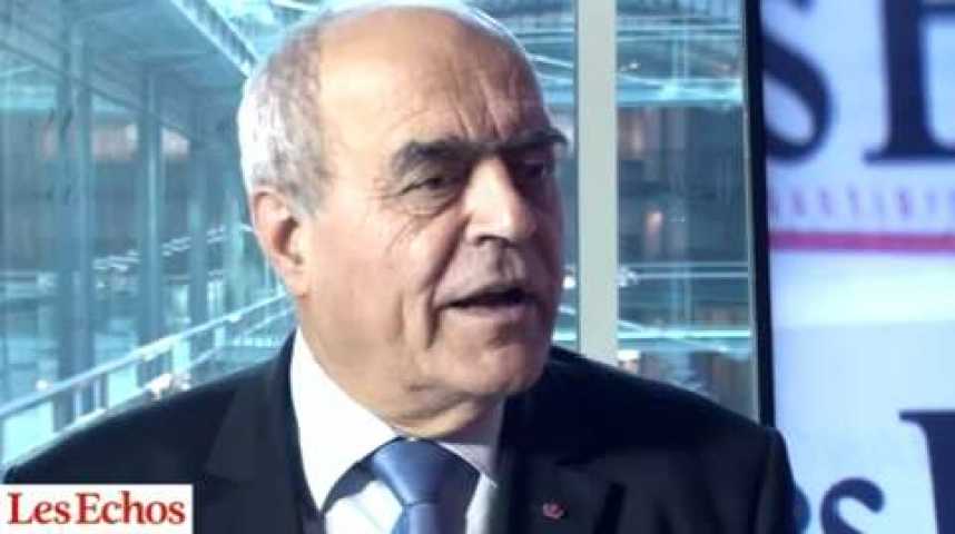 Illustration pour la vidéo Tourisme, internet, conjoncture : le carnet d'intelligence économique d'Alain Juillet