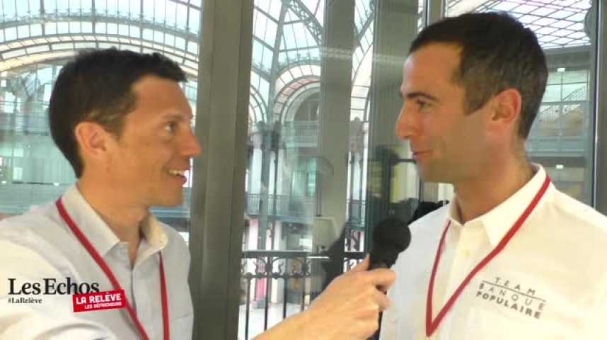 Illustration pour la vidéo La Relève : Quand Franck Gervais (Voyages SNCF) interview Armel Le Cléac'h