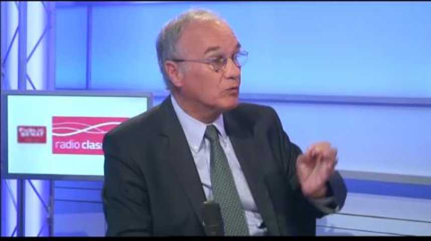 Illustration pour la vidéo Gilles Carrez : "François Hollande a décidé le contraire de ce qu’il fallait faire"