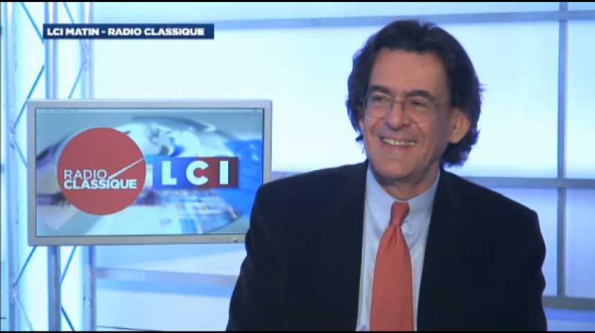 Illustration pour la vidéo Luc Ferry : "Le socialisme français est devenu un UMP mou"