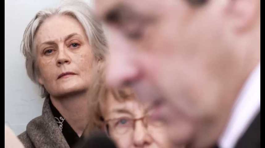 Illustration pour la vidéo Affaire Fillon : le parquet n'envisage pas "en l'état" de classement sans suite