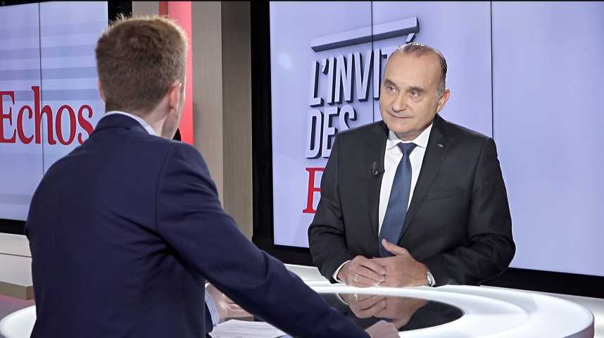 Illustration pour la vidéo « Axa va ouvrir des cabines de télémédecine dans les entreprises », déclare Jacques de Peretti, PDG d'Axa France